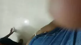 Blonde dans un vidéo ...