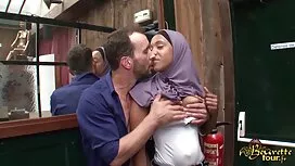 Fat guy porno cocu f ...