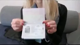 Belle chienne avec d ...