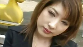 Une belle femme asia ...